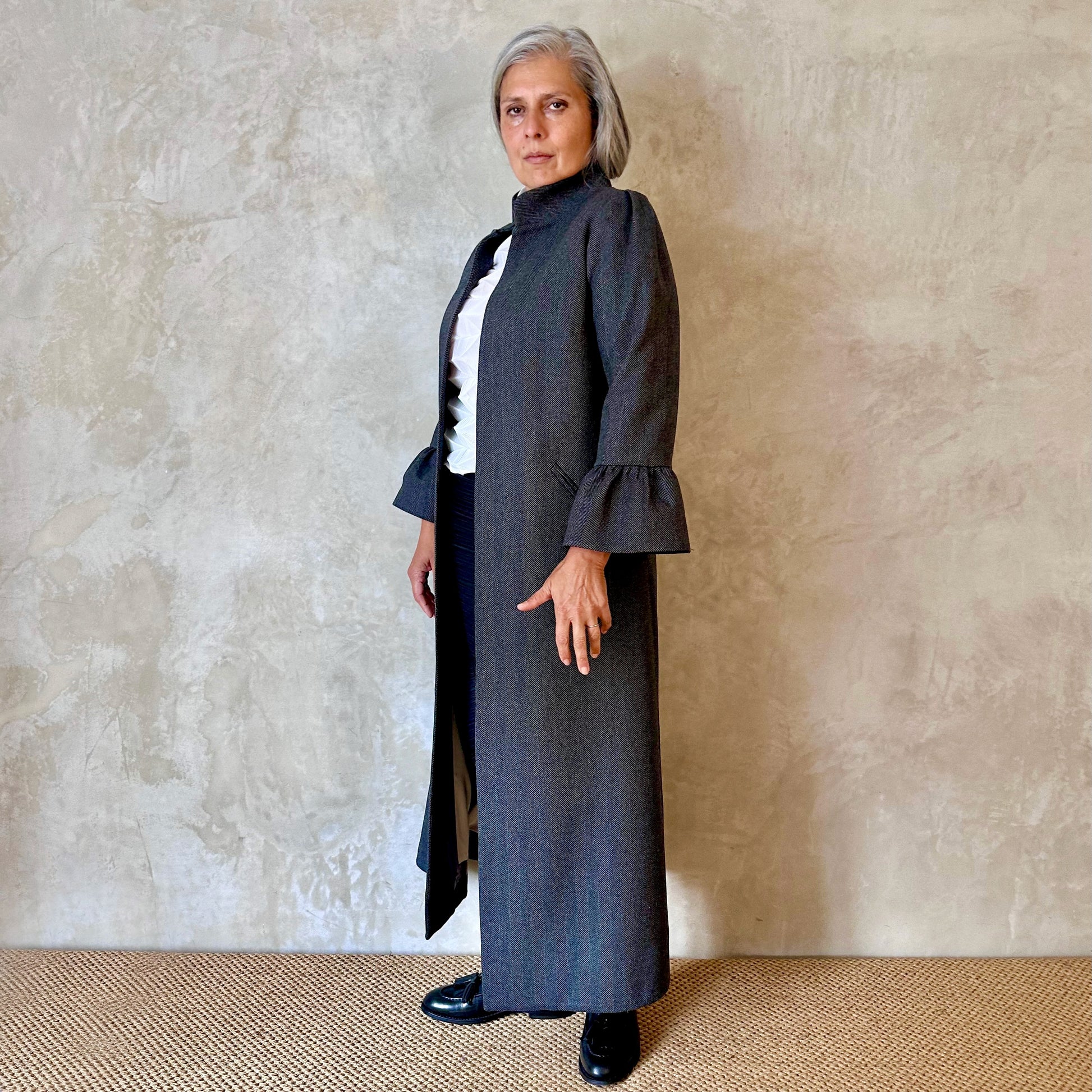 the brett coat in cashmere-lambswool herringbone flannel image 3