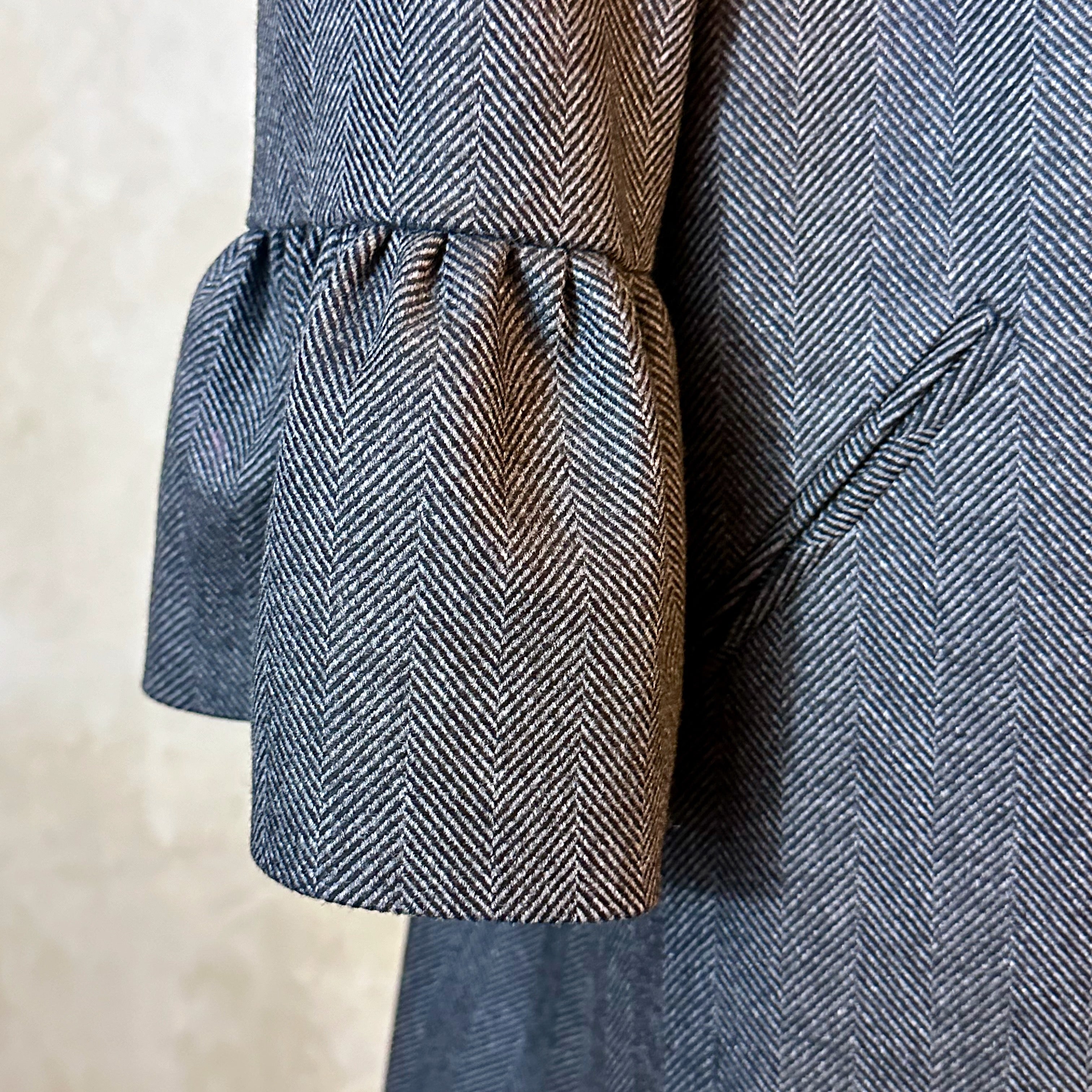 the delany coat in charcoal cashmere-lambswool herringbone flannel image 9