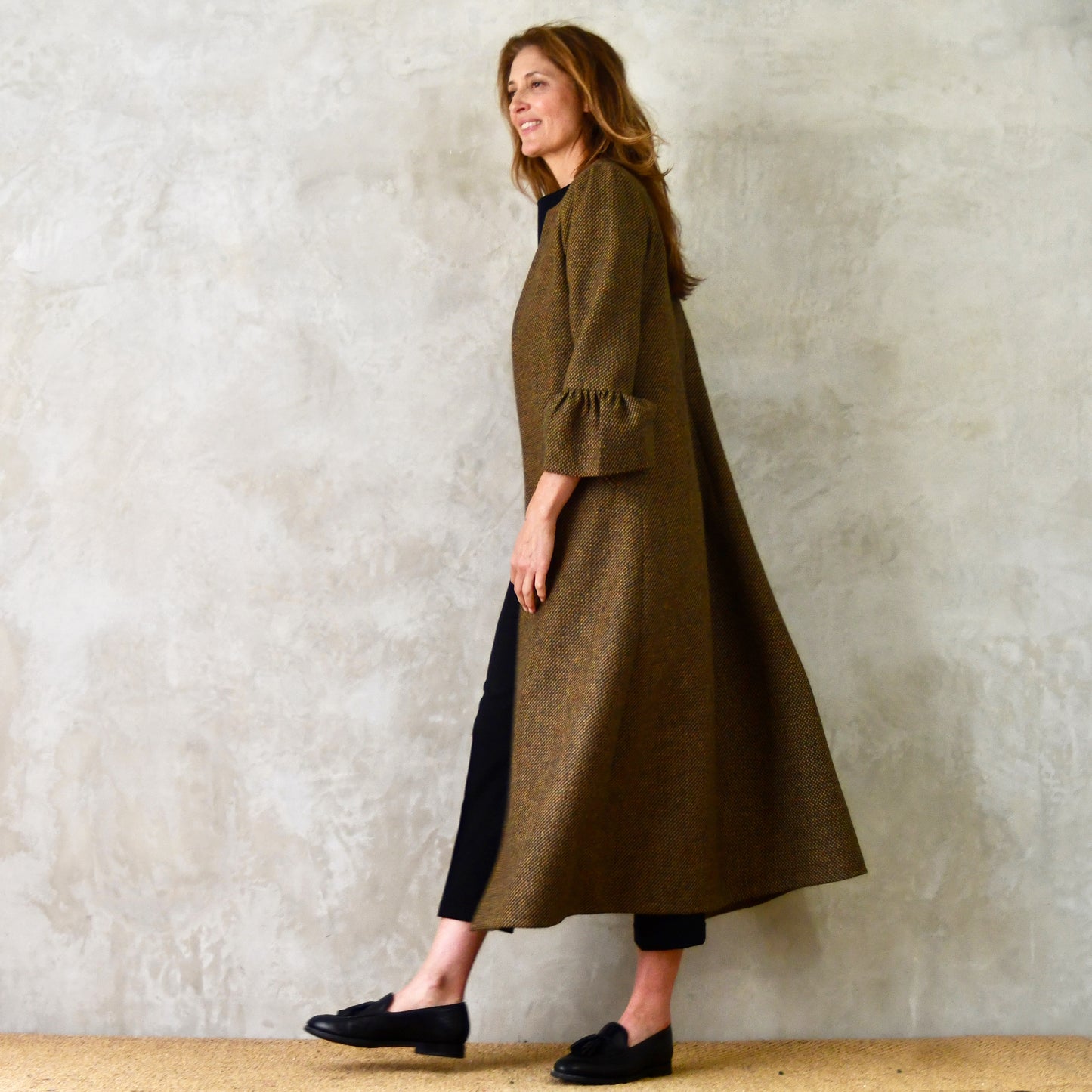 the delany coat in green-orange tiger eye tweed image 5