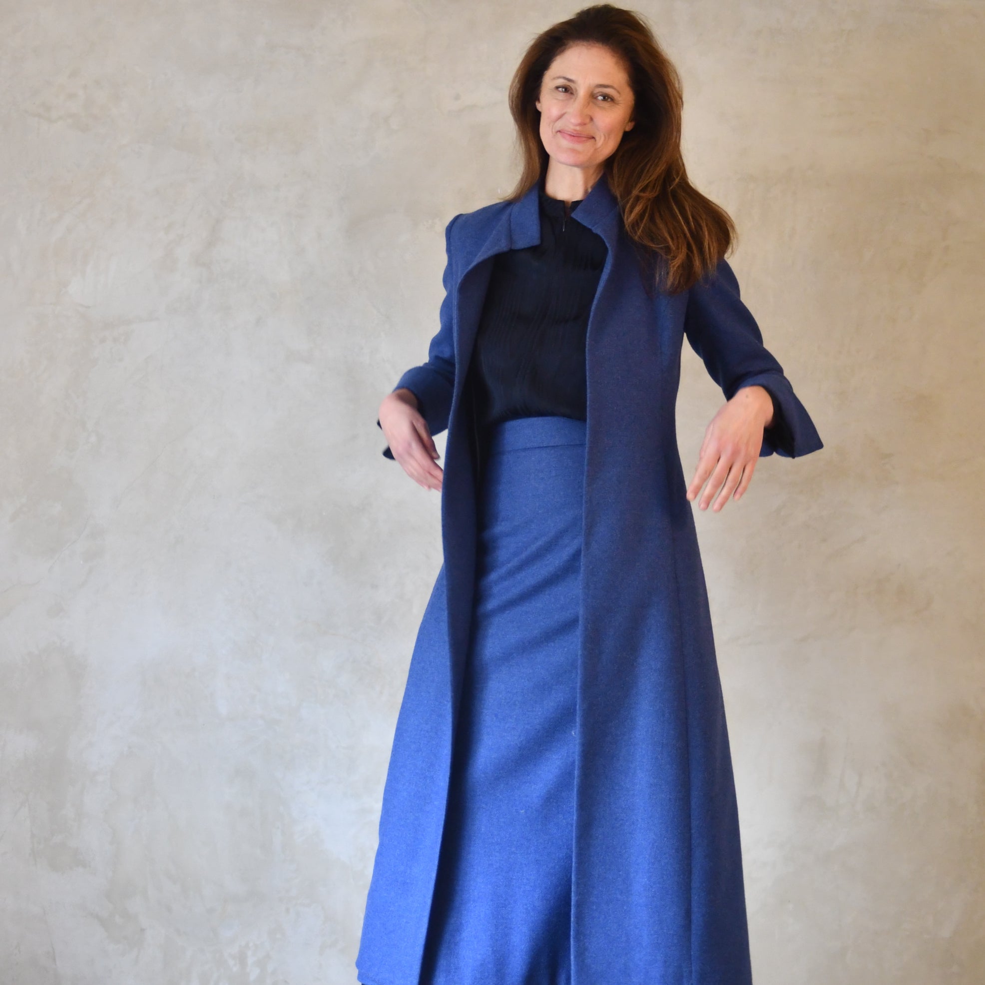 the biffin in french blue merino flannel image 2