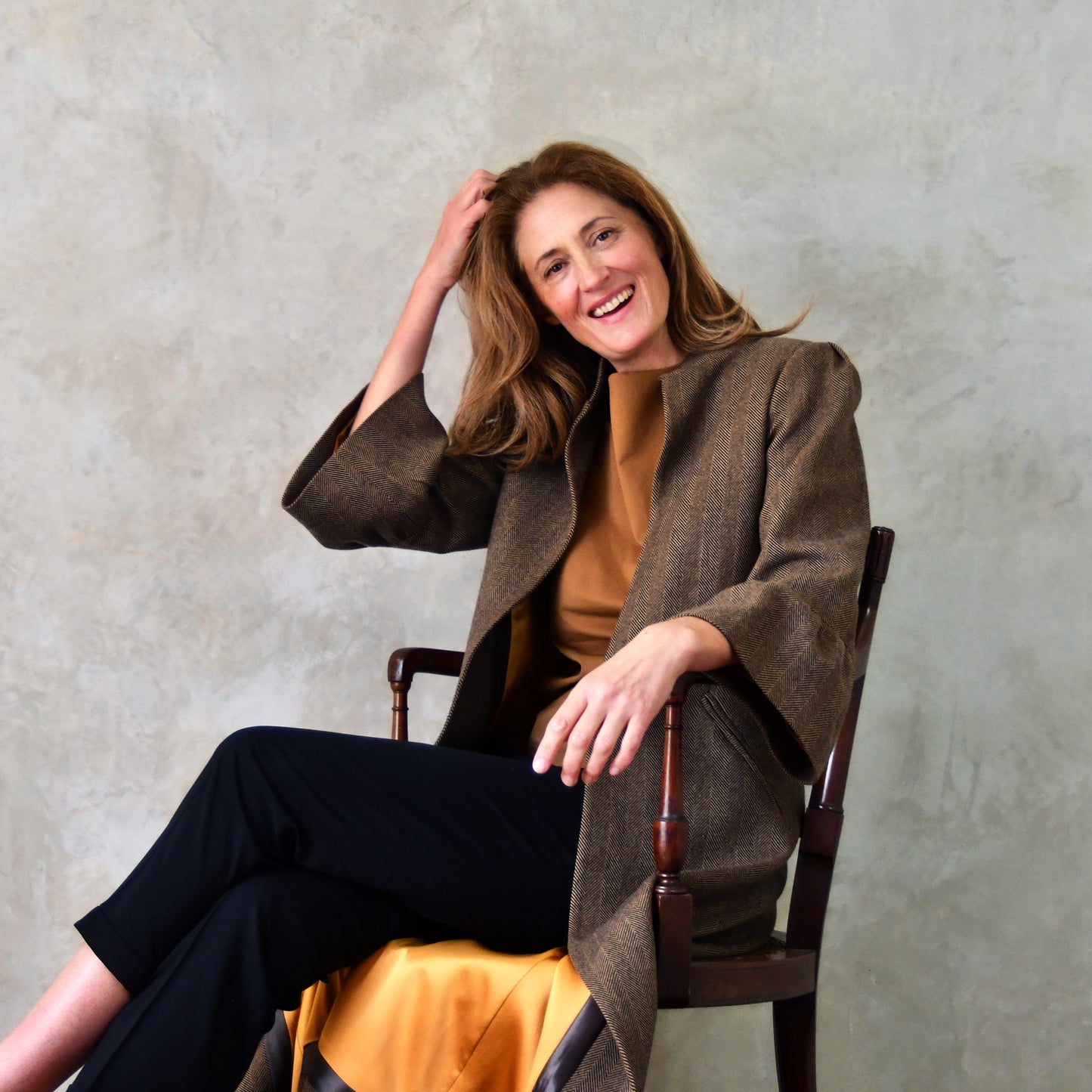 the delany coat in brown cashmere-lambswool herringbone flannel image 13