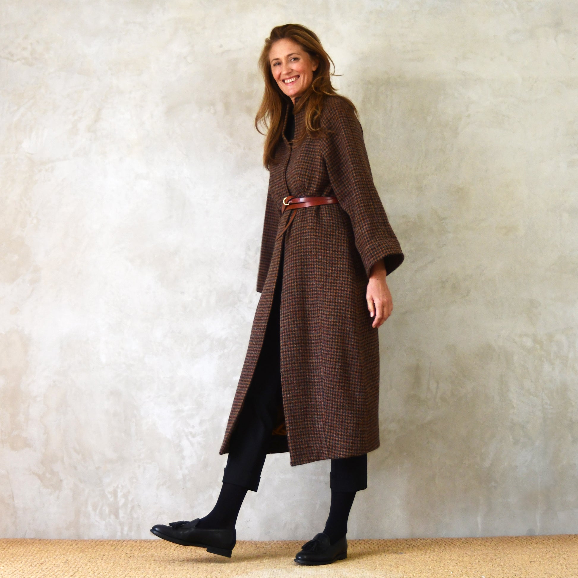 the long frink in dark check lovat tweed image 0