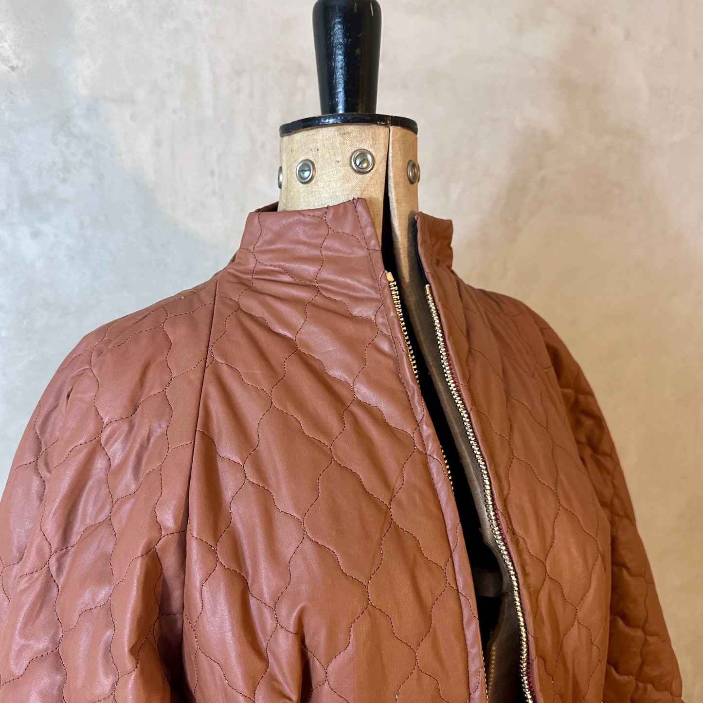 the quilted frink in tobacco image 8