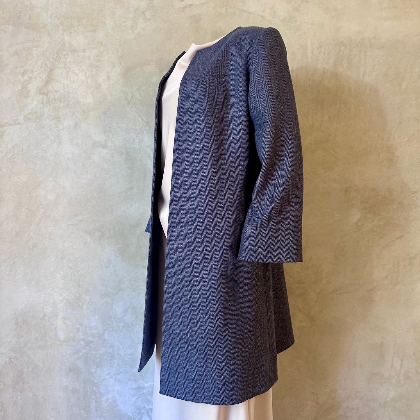 the garnett coat in blue herringbone lambswool tweed image 11