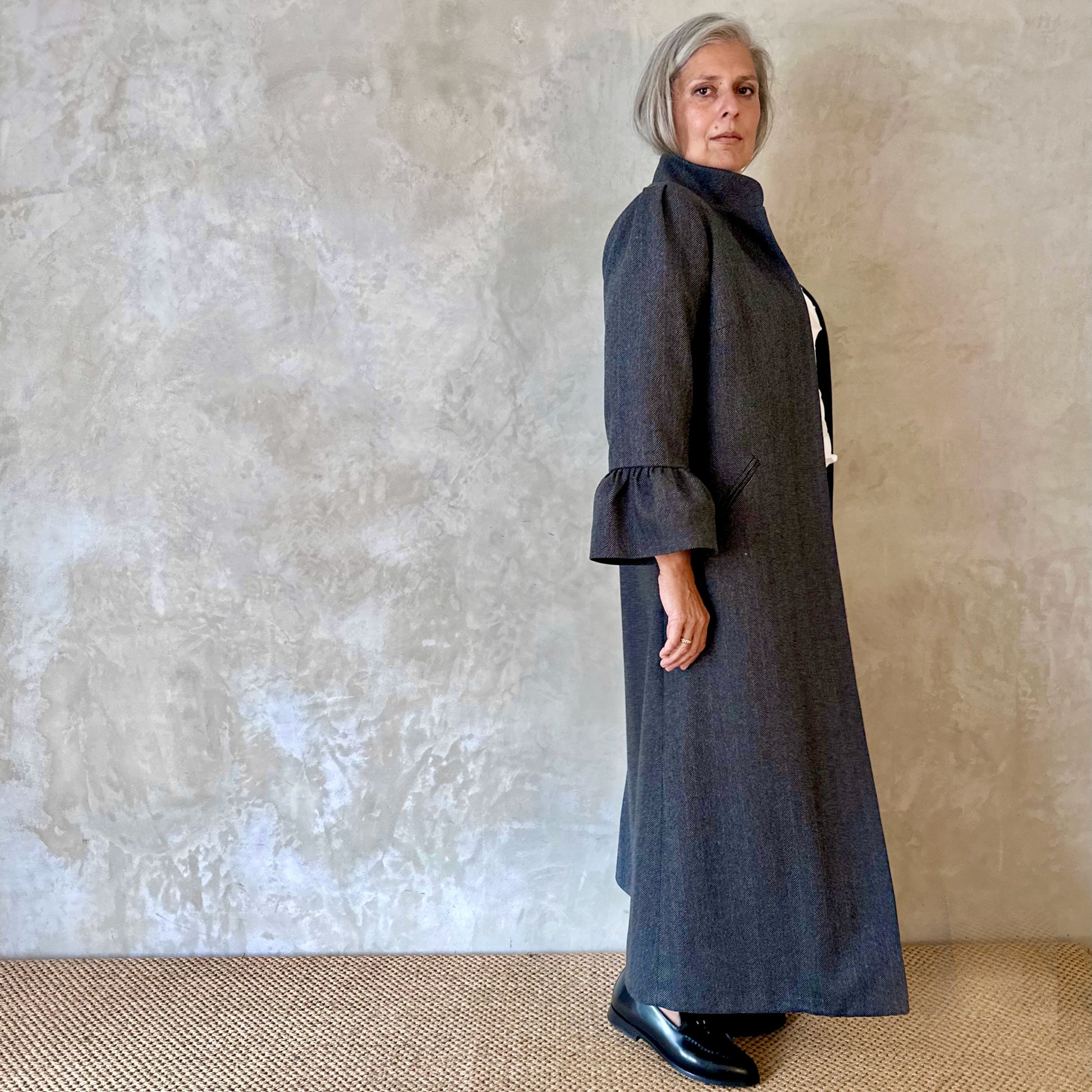 the brett coat in cashmere-lambswool herringbone flannel image 7